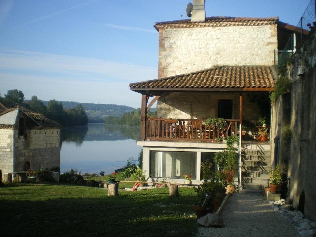 Chambres D'Hotes Moulin De Rigoulieres Saint-Sylvestre-sur-Lot Exterior foto